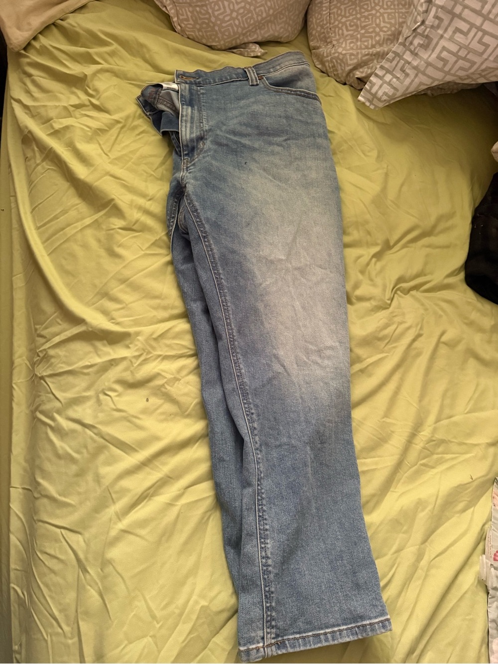 Men's Light Blue Straight Jeans - Classic Everyday Denim